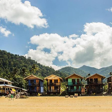 Beachfront Hut Downstairs Astra - Beach Shack Chalet Kampong Juara Exteriér fotografie
